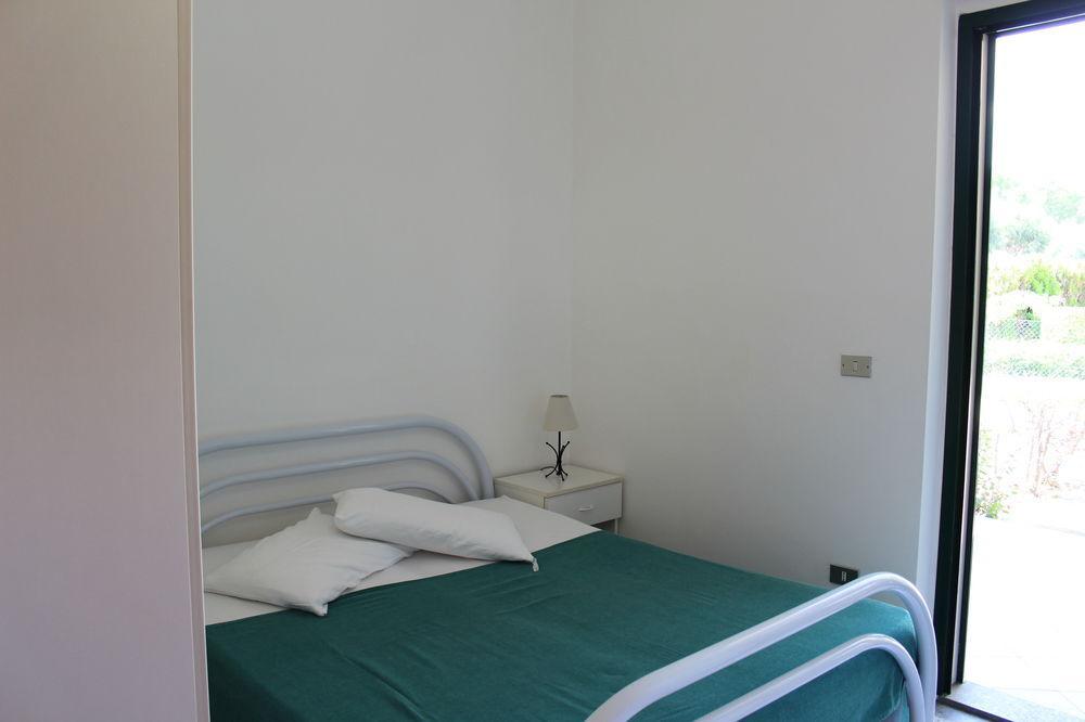 كروباني Villaggio Camping Lungomare المظهر الخارجي الصورة