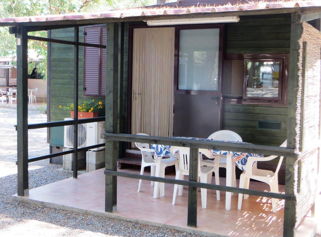 كروباني Villaggio Camping Lungomare المظهر الخارجي الصورة