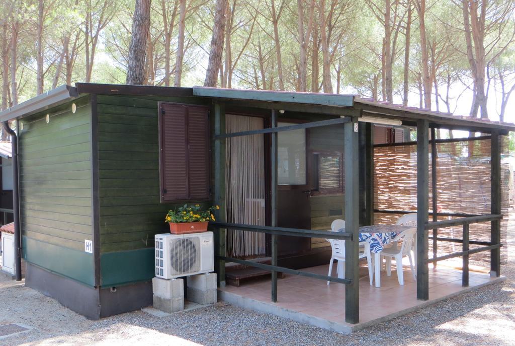 كروباني Villaggio Camping Lungomare المظهر الخارجي الصورة