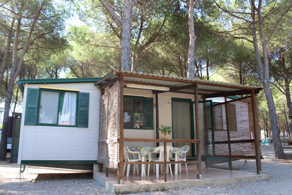 كروباني Villaggio Camping Lungomare المظهر الخارجي الصورة