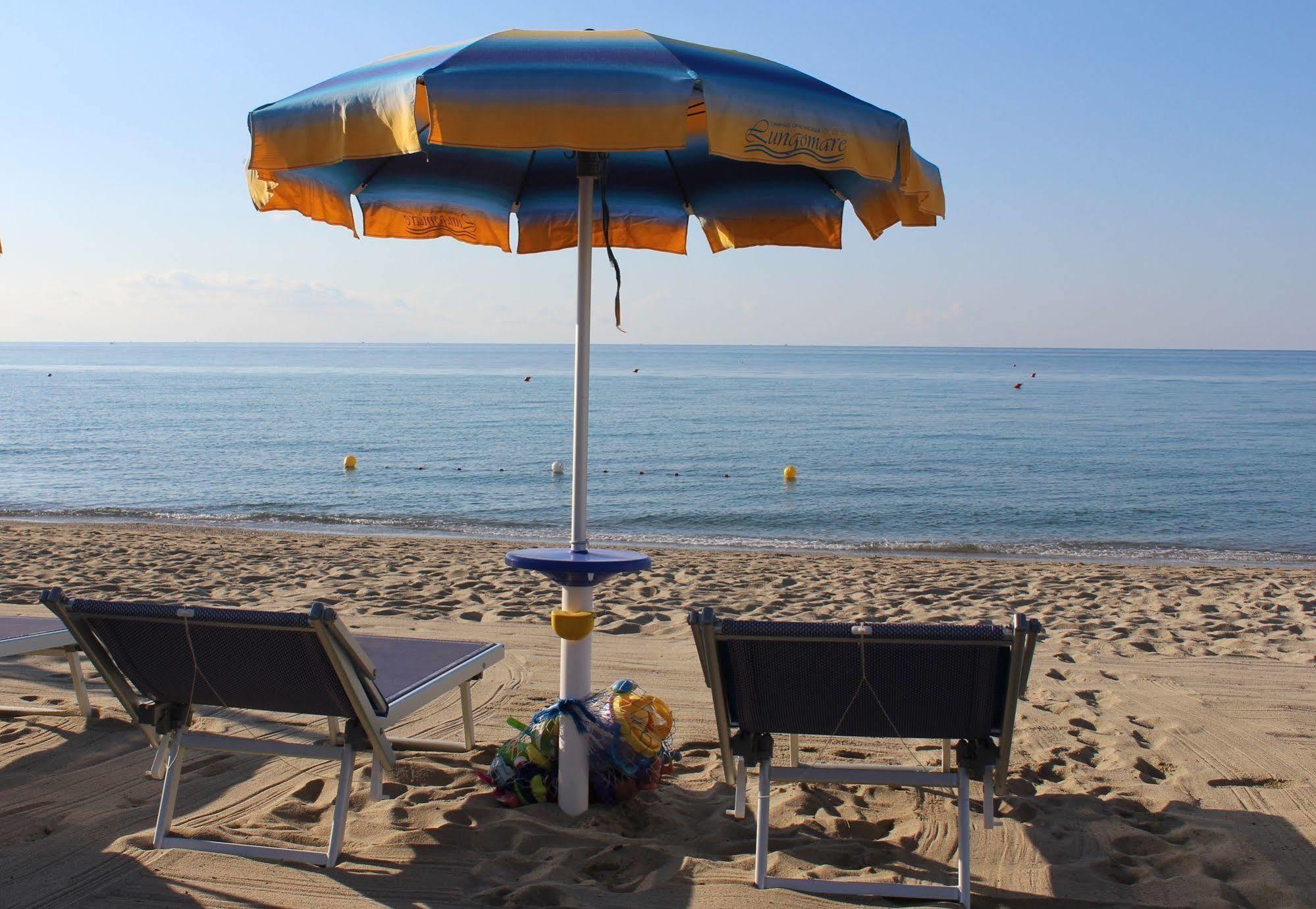 كروباني Villaggio Camping Lungomare المظهر الخارجي الصورة