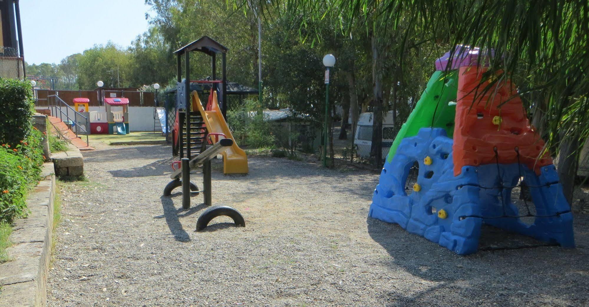 كروباني Villaggio Camping Lungomare المظهر الخارجي الصورة